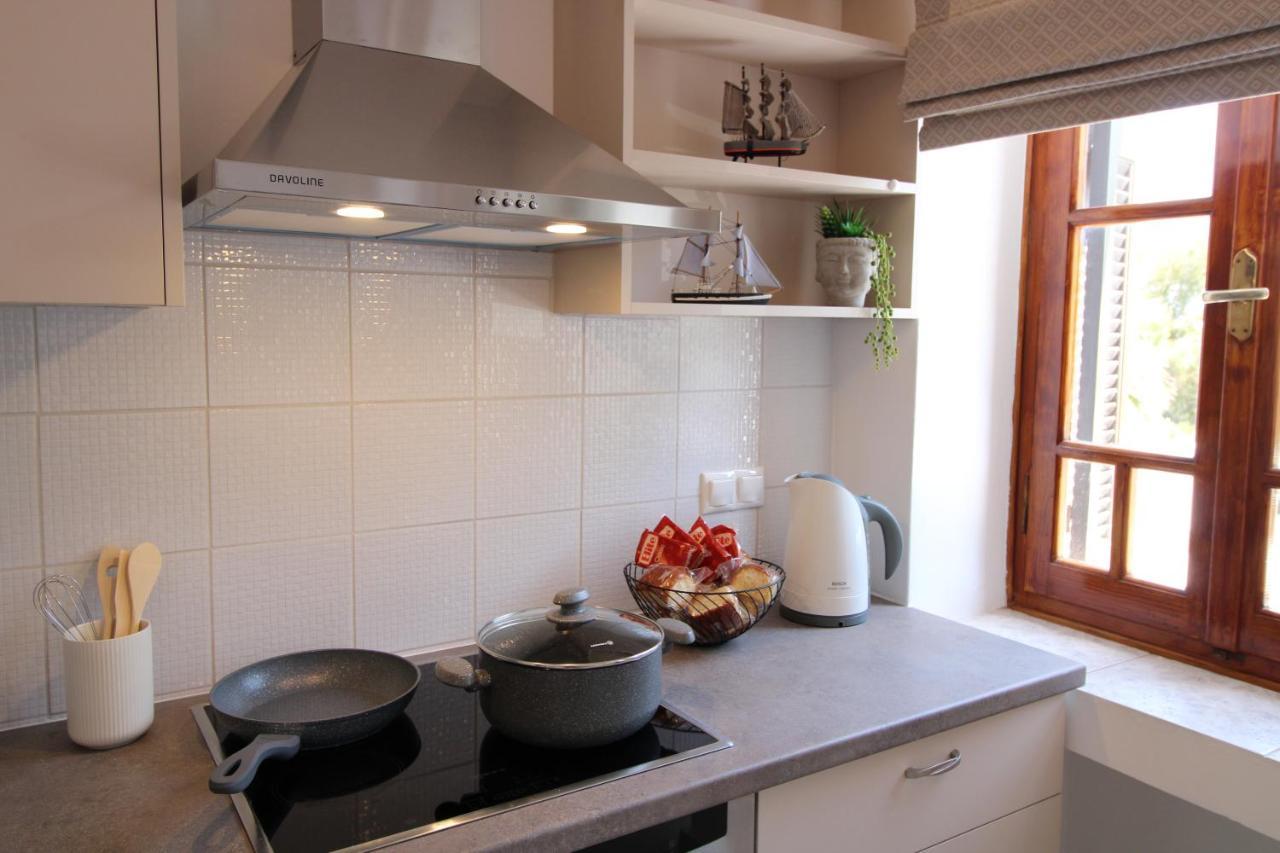 Plaka Philoxenia Apartments Экстерьер фото